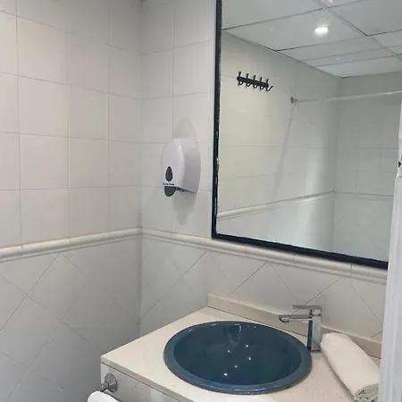 Sitgesnextdoor Oda ve Kahvaltı 3*