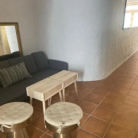 Oda ve Kahvaltı Sitgesnextdoor