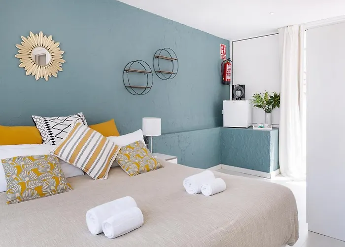 Nocleg ze śniadaniem Sitgesnextdoor 3*